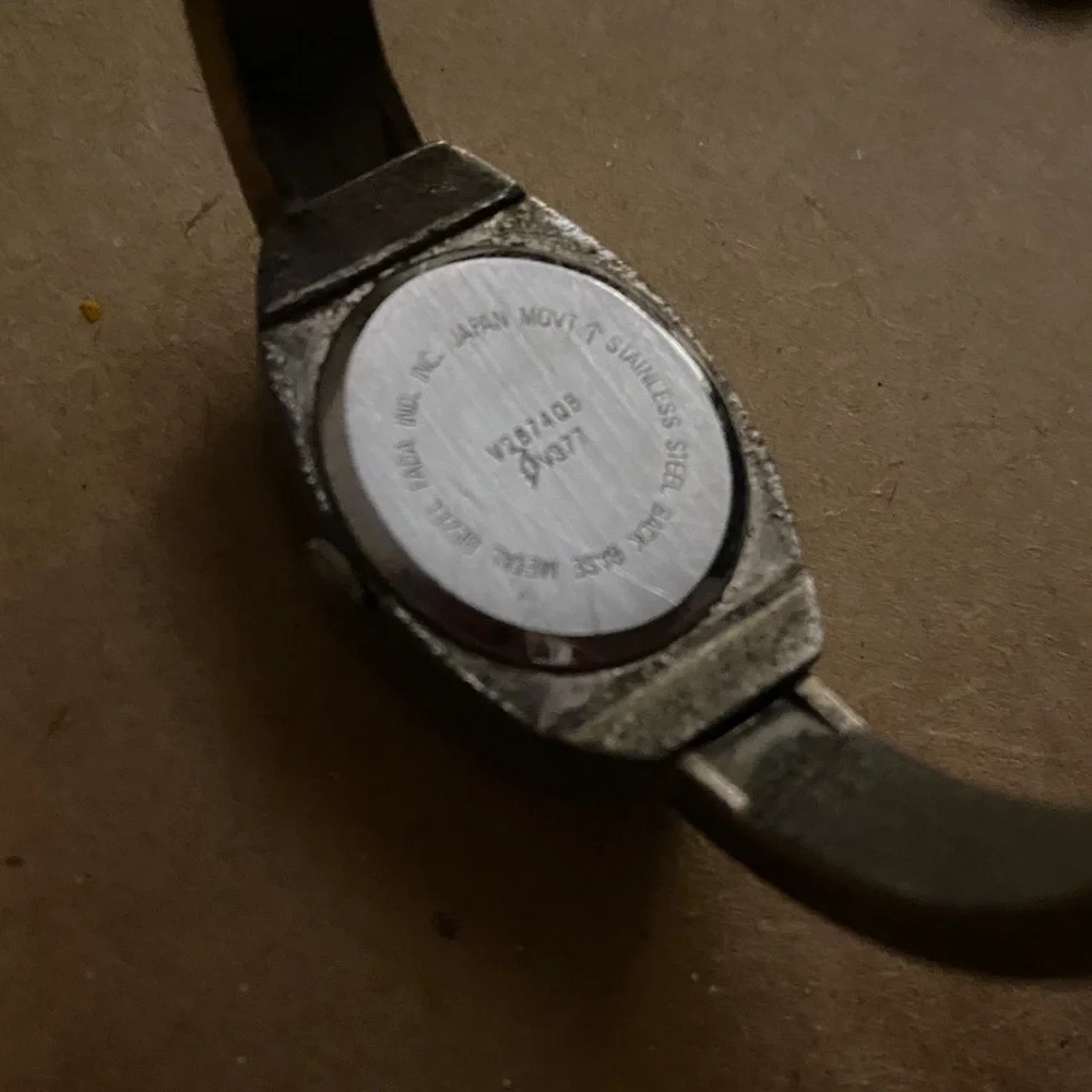Vintage Gloria Vanderbilt Watch - needs battery